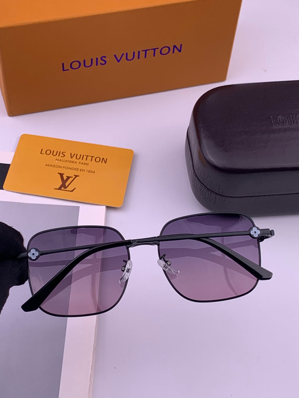 Louis Vuitton 5303 Polarized Aviator Purple Lens Sunglasses for Men & - 371341 - detail image 4
