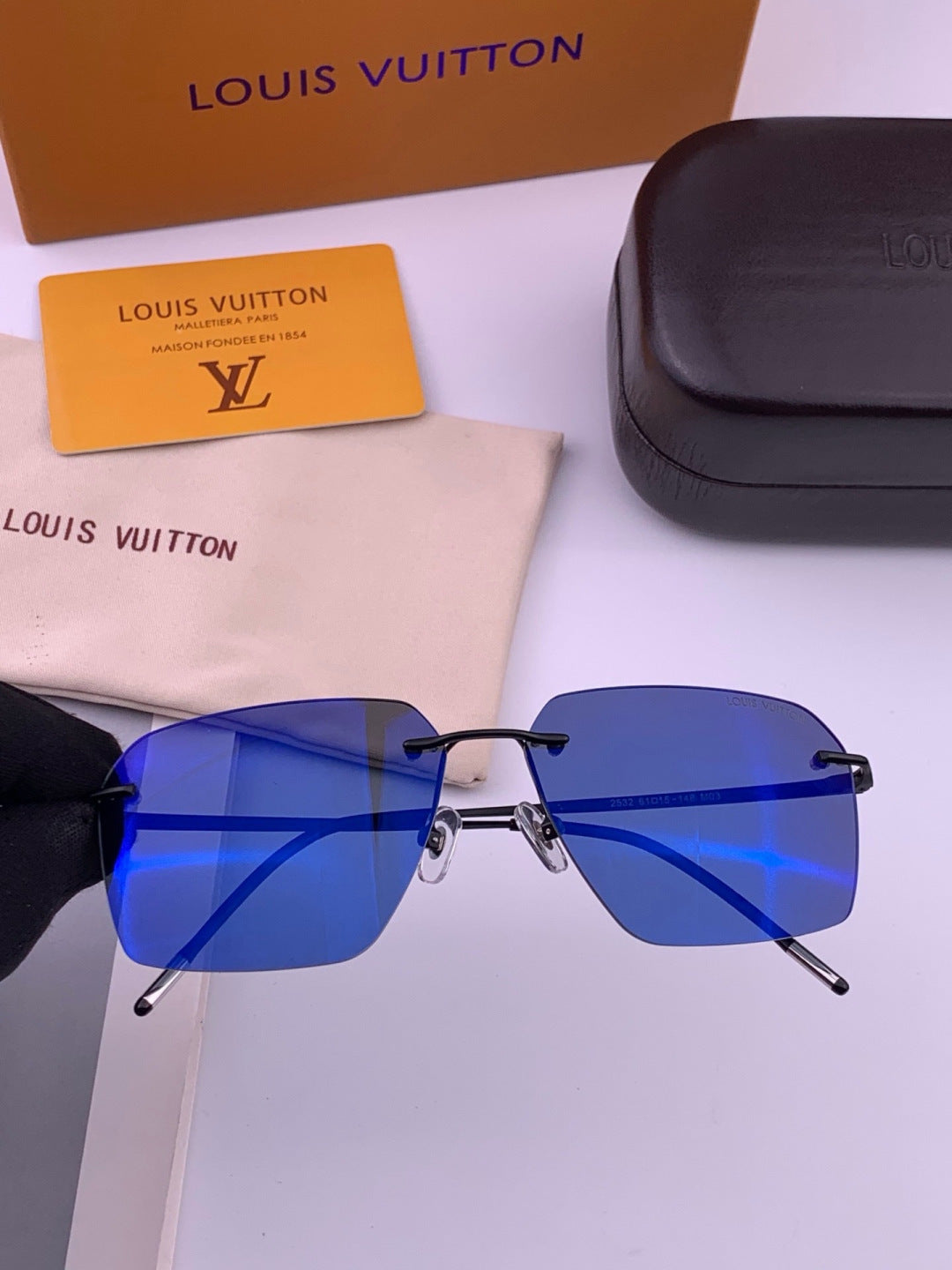 Louis Vuitton L2253 Polarized Aviator Blue Lens Sunglasses for Men - 371313 - detail image 2