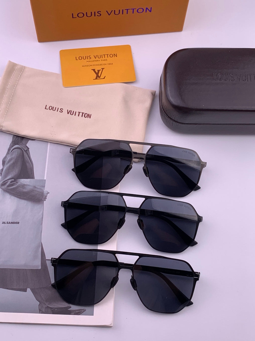 Louis Vuitton L3760 Fashion Blue Lens Sunglasses for Men & Women - 371315 - detail image 8