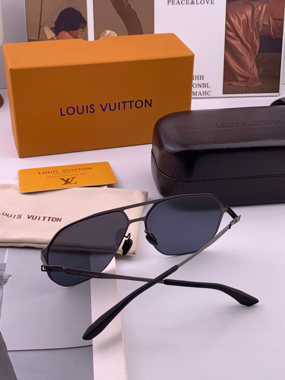 Louis Vuitton L3760 Fashion Blue Lens Sunglasses for Men & Women - 371315 - detail image 7