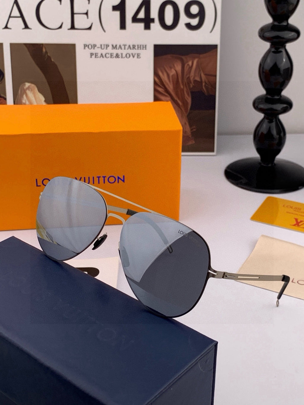 Louis Vuitton L1862 Fashion Red Lens Sunglasses for Men & Women - 371318 - detail image 5