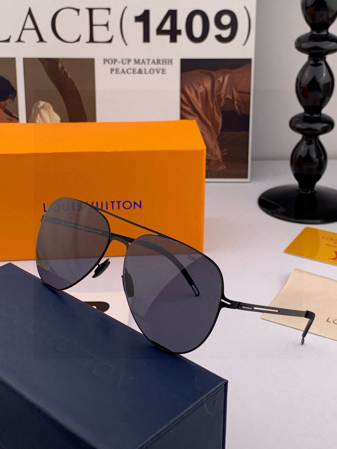 Louis Vuitton L1862 Fashion Red Lens Sunglasses for Men & Women - 371318 - detail image 4