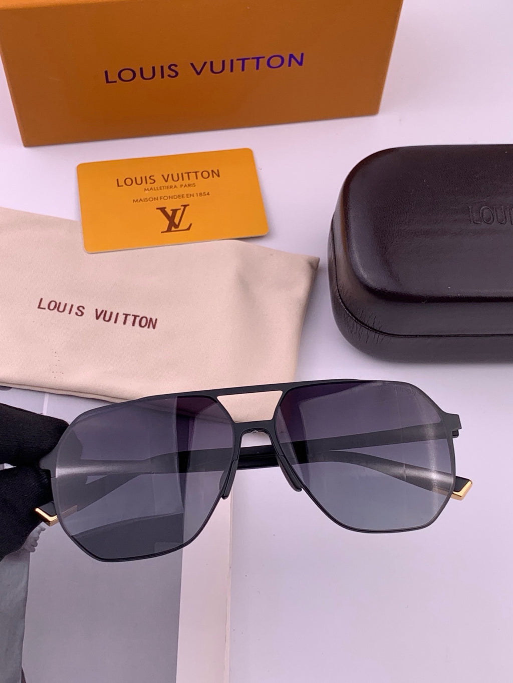 Louis Vuitton L3250 Polarized Aviator Orange Lens Sunglasses for Men - 371319 - detail image 2