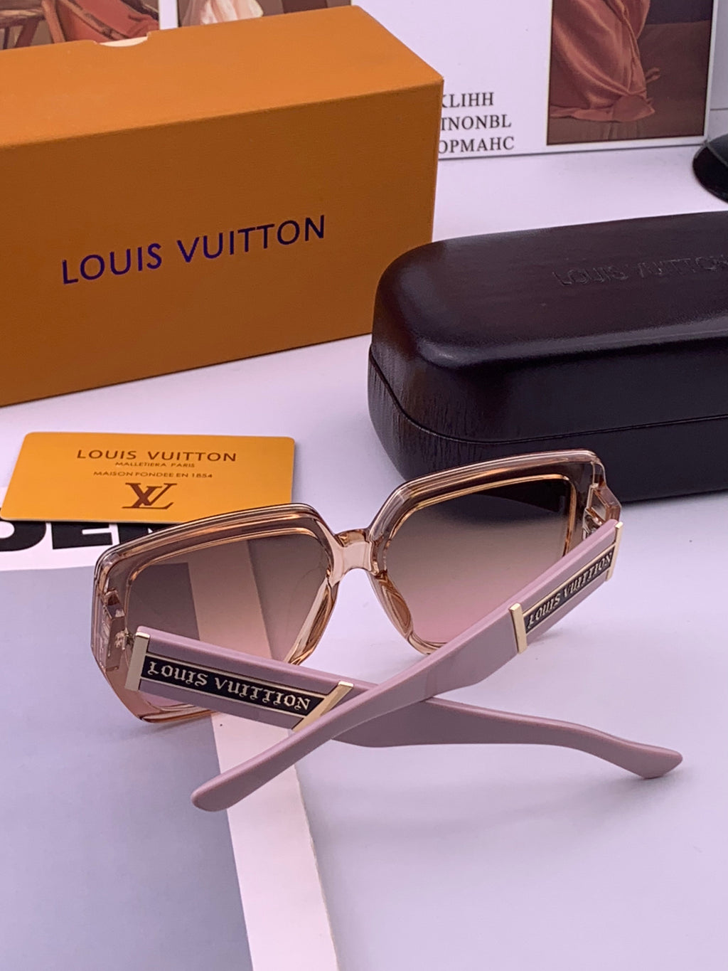 Louis Vuitton L4231 Square Brown Lens Sunglasses for Men & Women - 371321 - detail image 6