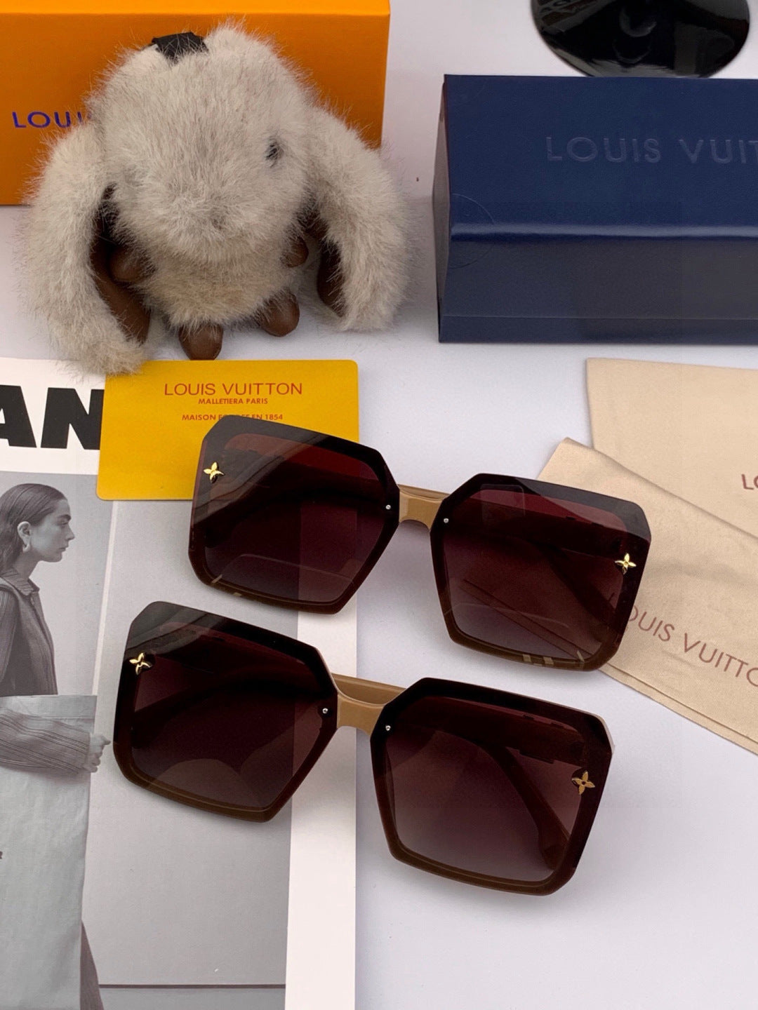 Louis Vuitton L5230 Square Red Lens Sunglasses for Men & Women - 371309 - detail image 7