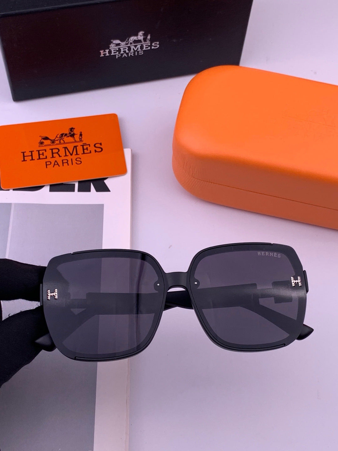 Hermès H8303 Square Black Lens Sunglasses for Men & Women - 372645