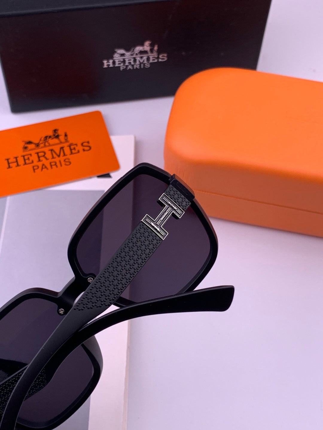 Hermès H8303 Square Black Lens Sunglasses for Men & Women - 372645 - detail image 5