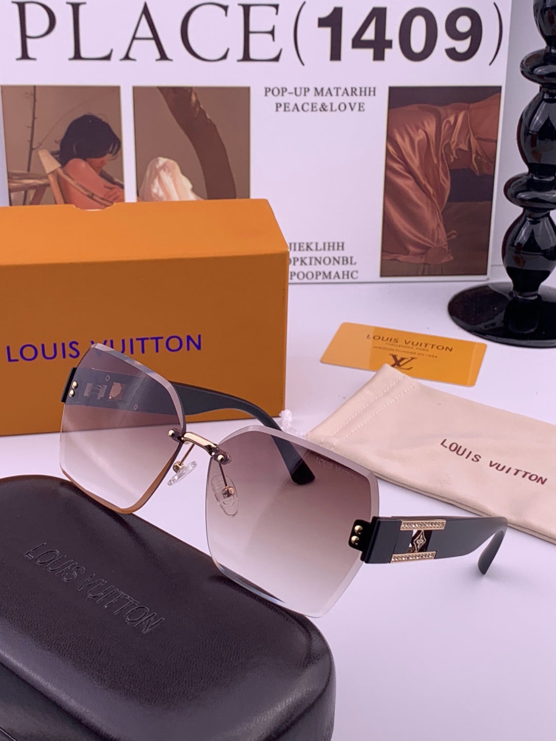 Louis Vuitton L9261 Square Black Lens Sunglasses for Men & Women - 371299 - detail image 2