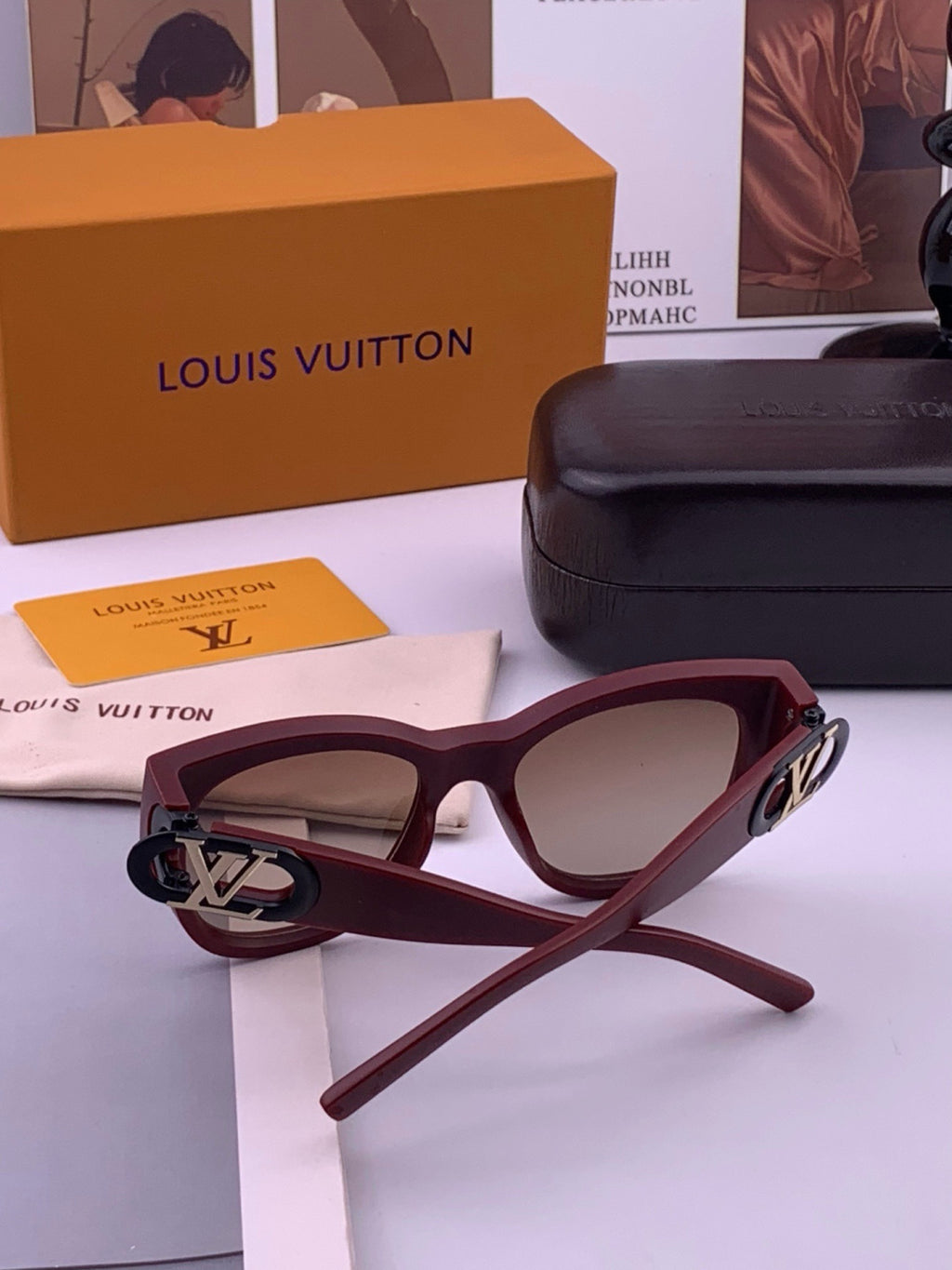 Louis Vuitton L07002 Square Black Lens Sunglasses for Women - 371302 - detail image 5