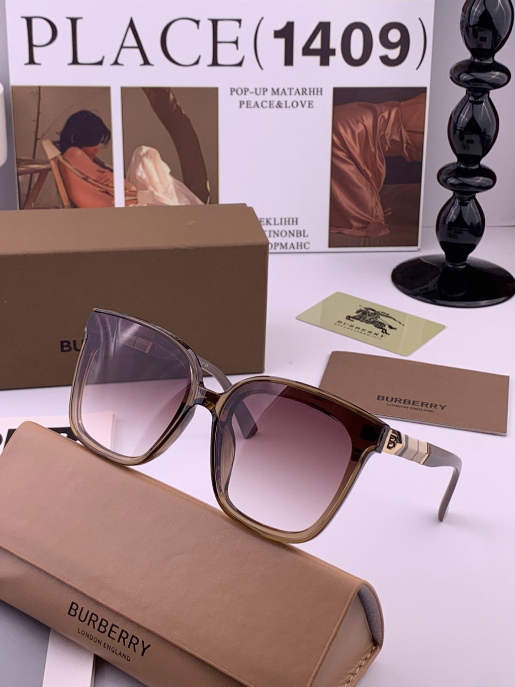 Louis Vuitton L7600 Square Gold Lens Sunglasses for Women