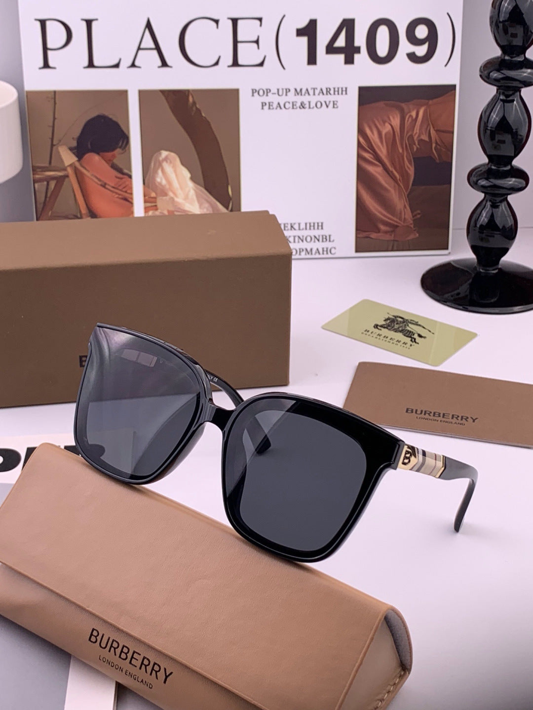 Louis Vuitton L7600 Square Gold Lens Sunglasses for Women - detail image 2