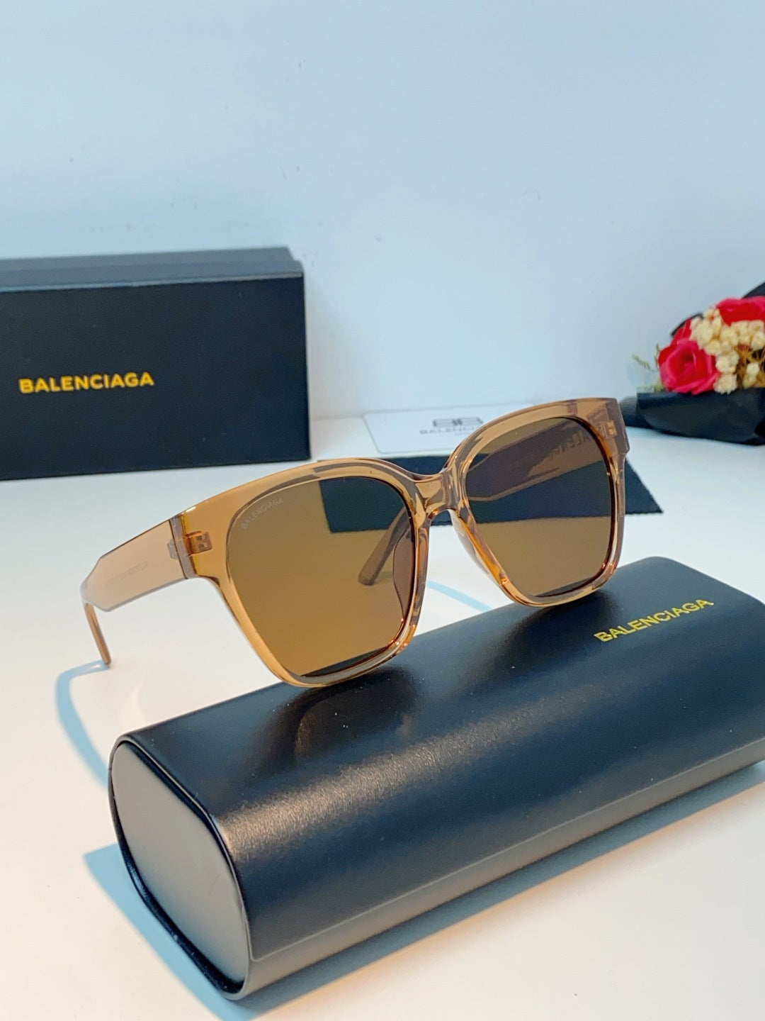Balenciaga Cat-Eye Brown Lens Sunglasses for Men & Women - detail image 11