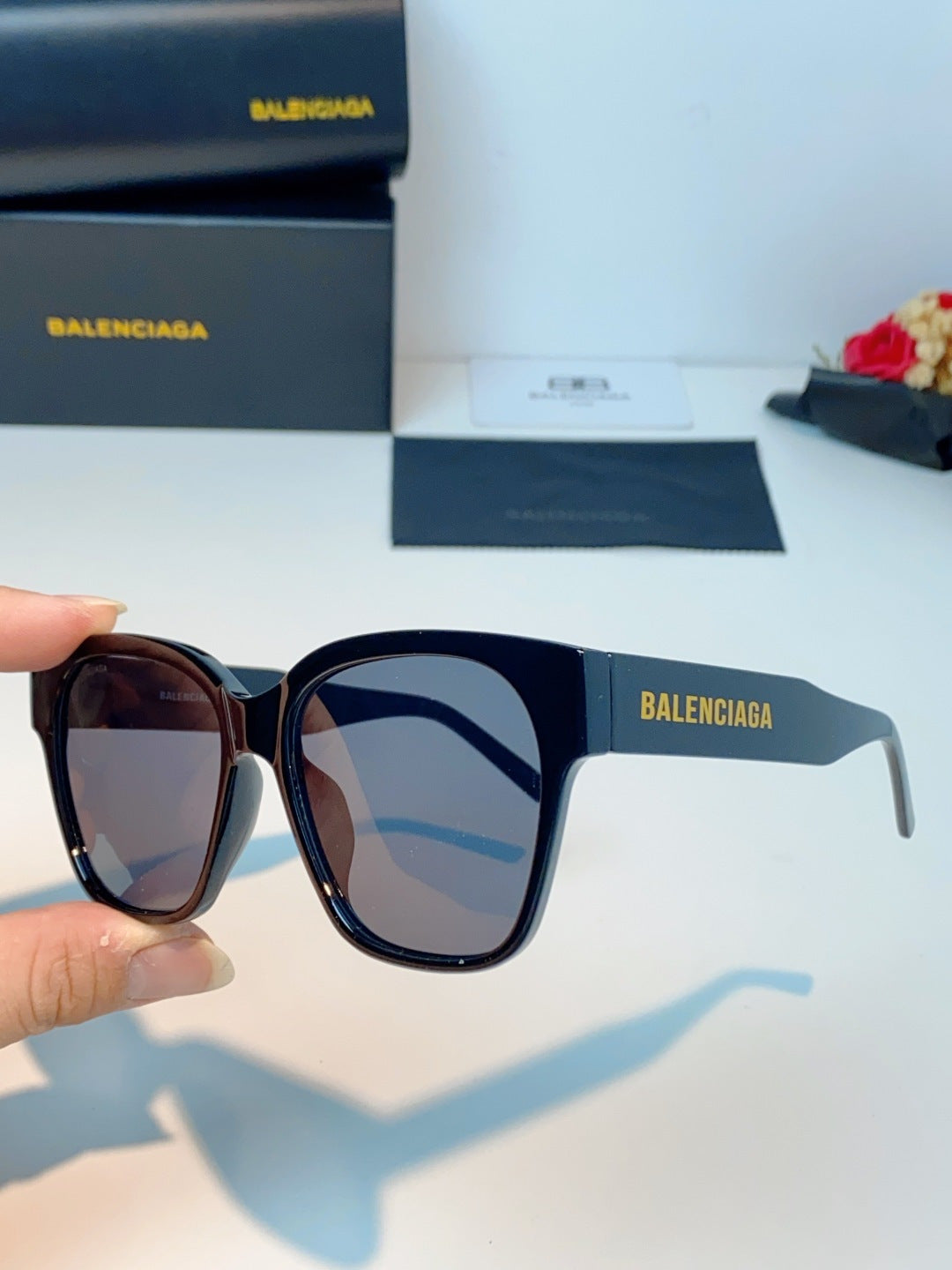 Balenciaga Cat-Eye Blue Lens Sunglasses for Men & Women - detail image 6