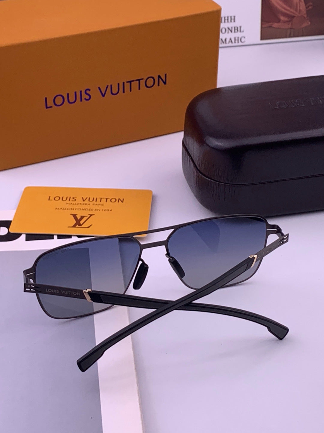 Louis Vuitton L816 Fashion Gold Lens Sunglasses for Men & Women - 381932 - detail image 6