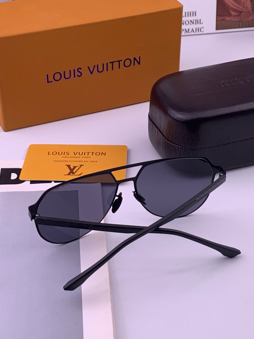 Louis Vuitton L315 Fashion Gold Lens Sunglasses for Men & Women - 381934 - detail image 6