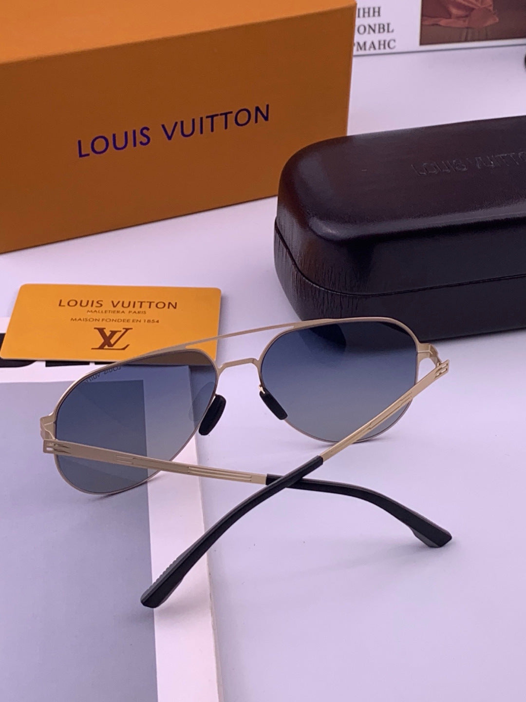 Louis Vuitton L39 Fashion Gold Lens Sunglasses for Men & Women - 381940 - detail image 5