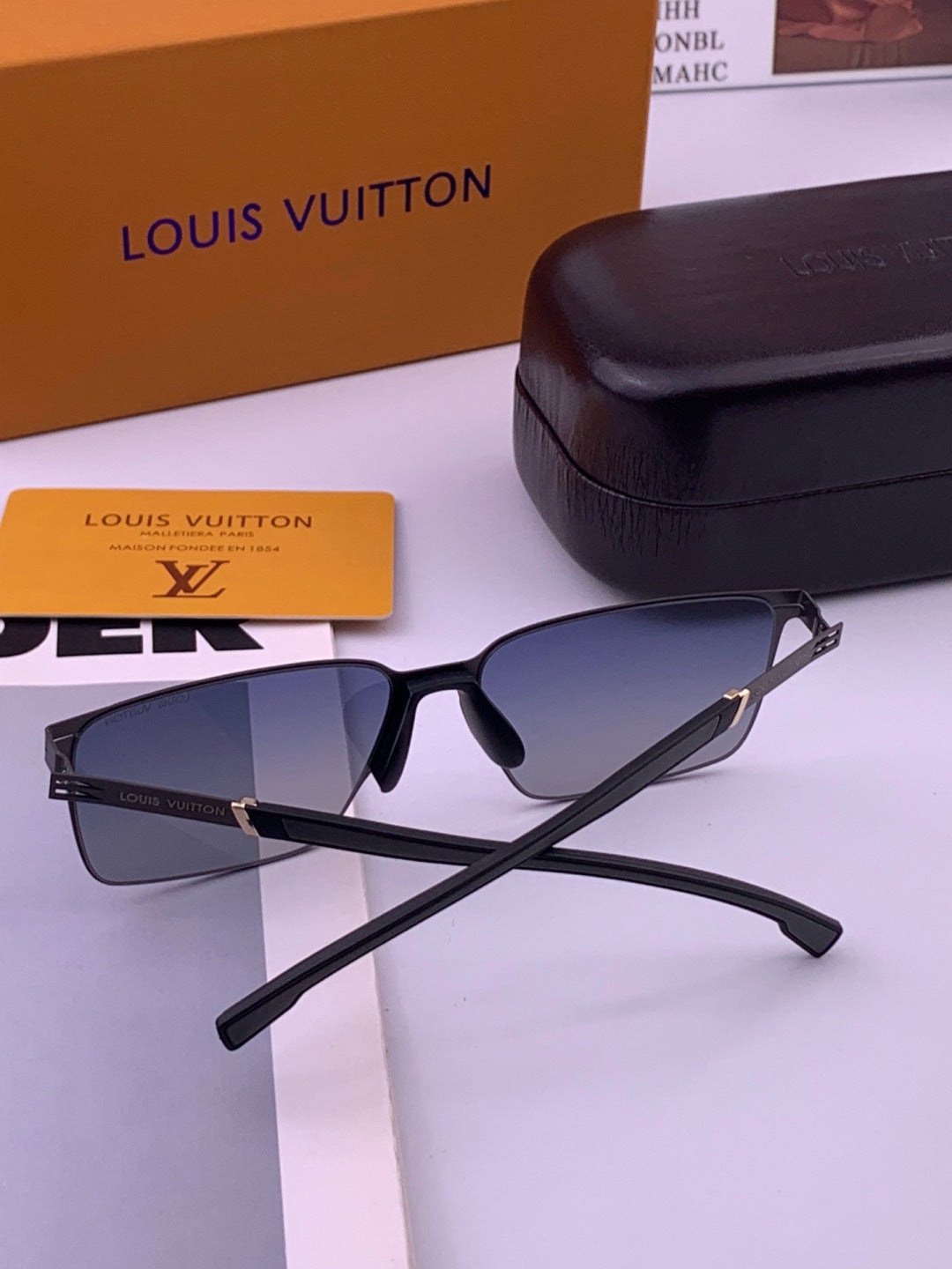 Louis Vuitton L316 Fashion Gold Lens Sunglasses for Men & Women - 381946 - detail image 6