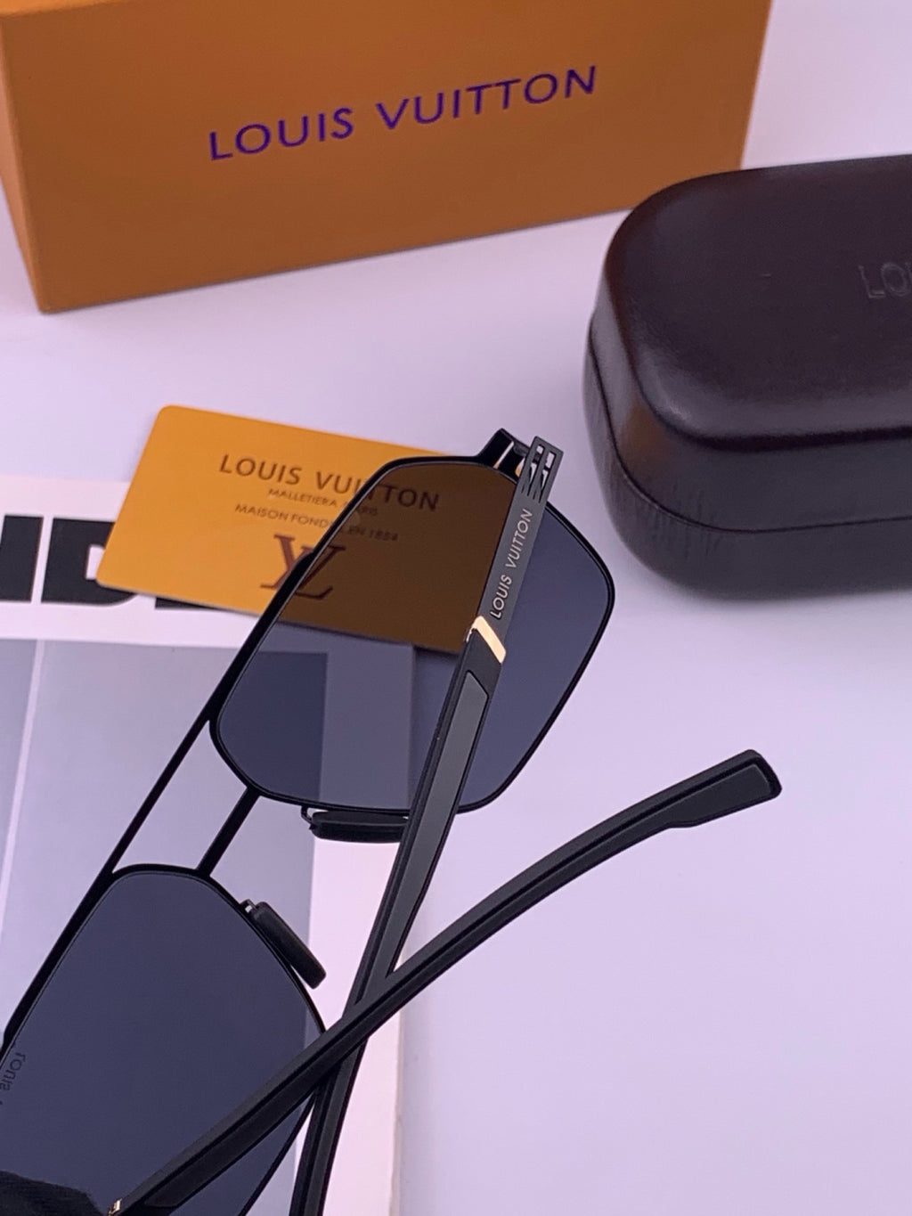 Louis Vuitton L313 Fashion Gold Lens Sunglasses for Men & Women - 381948 - detail image 6
