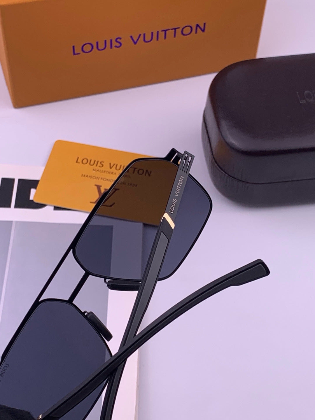 Louis Vuitton L313 Fashion Gold Lens Sunglasses for Men & Women - 381948 - detail image 6