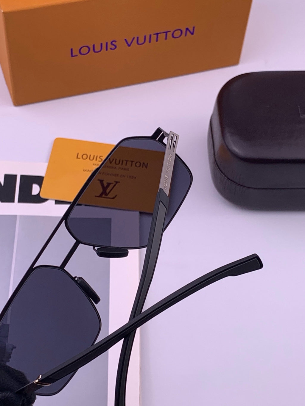 Louis Vuitton L313 Fashion Gold Lens Sunglasses for Men & Women - 381950 - detail image 5