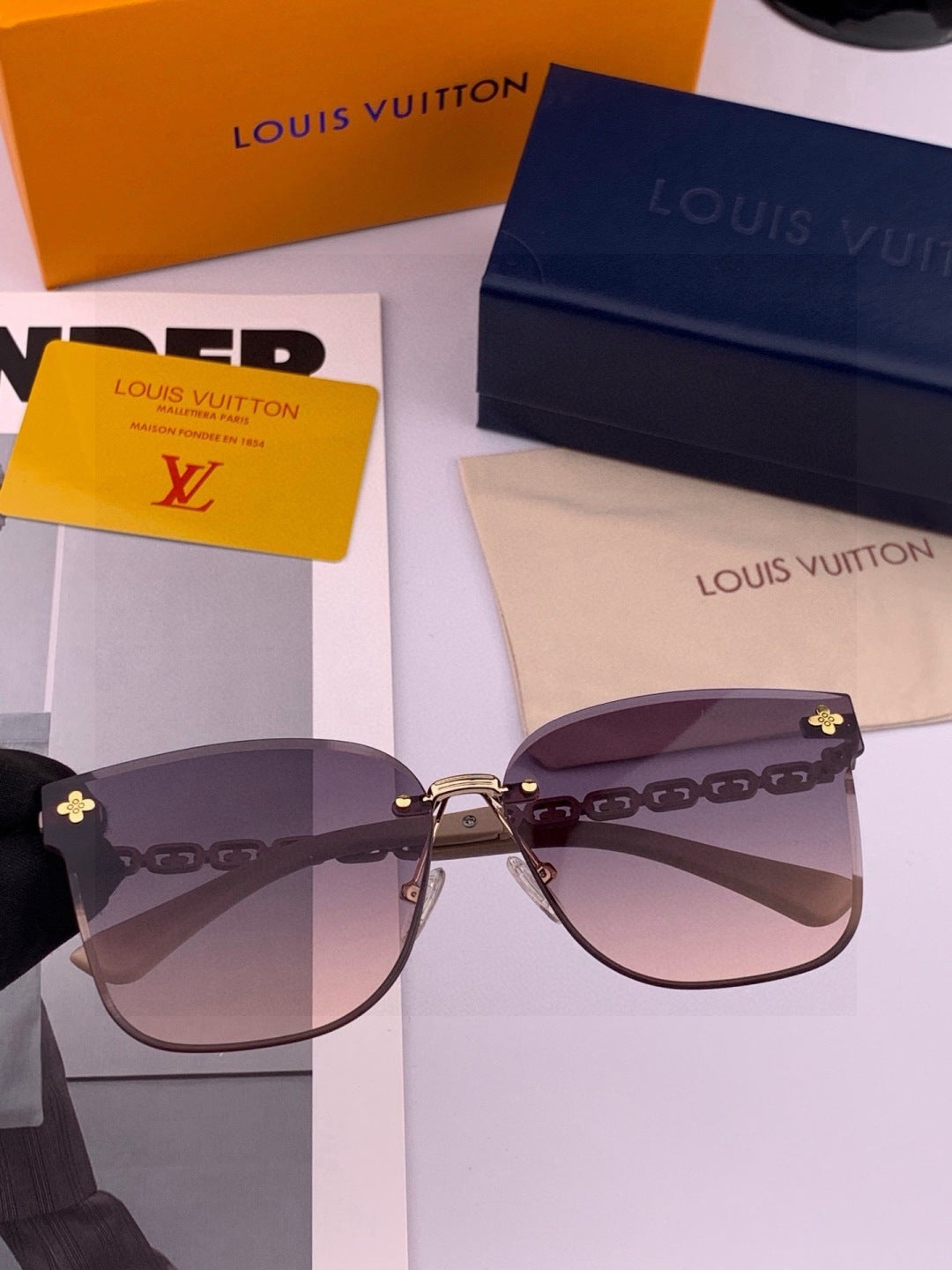 Louis Vuitton L7101 Square Gold Lens Sunglasses for Men & Women - 381844 - detail image 2