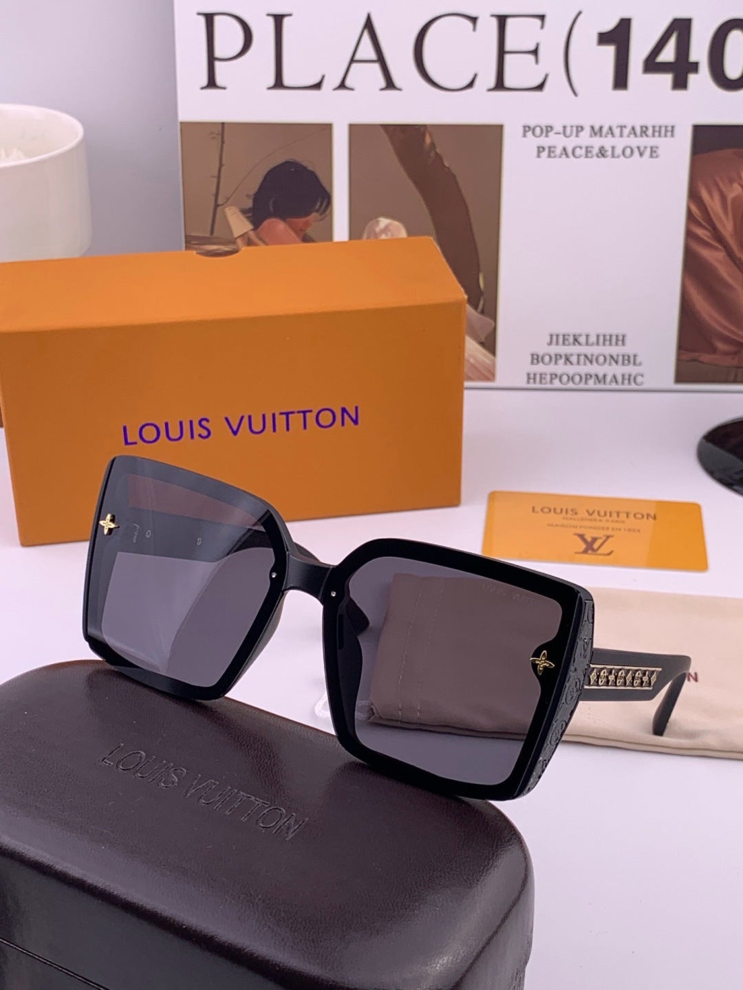Louis Vuitton Fashion Gold Lens Sunglasses for Men & Women - 381845 - detail image 3