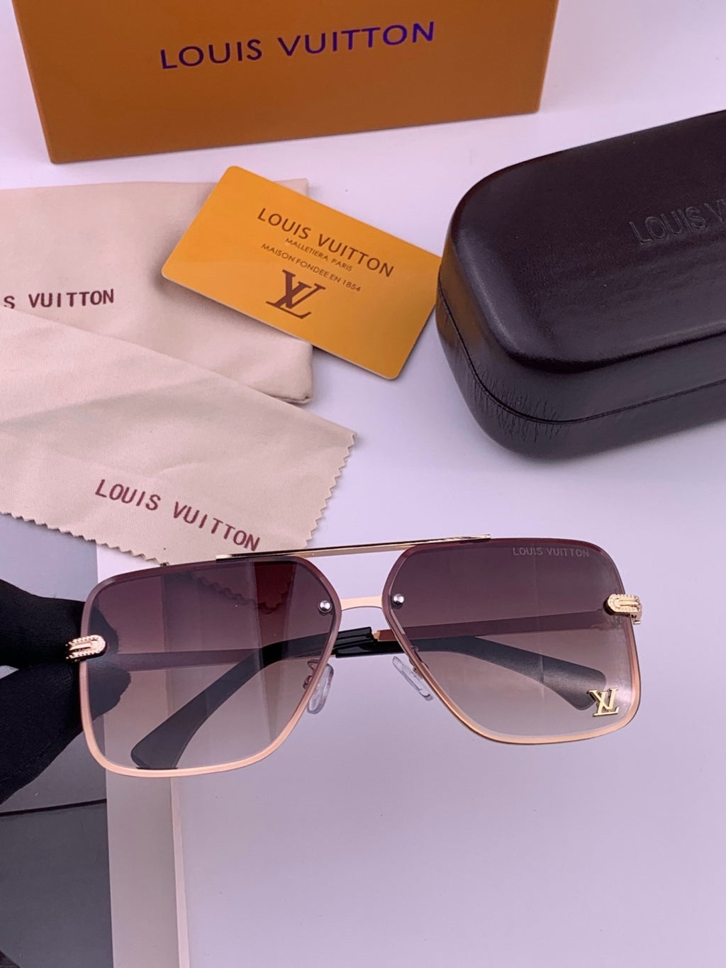 Louis Vuitton L91747 Aviator Orange Lens Sunglasses for Men & Women - 381834 - detail image 5