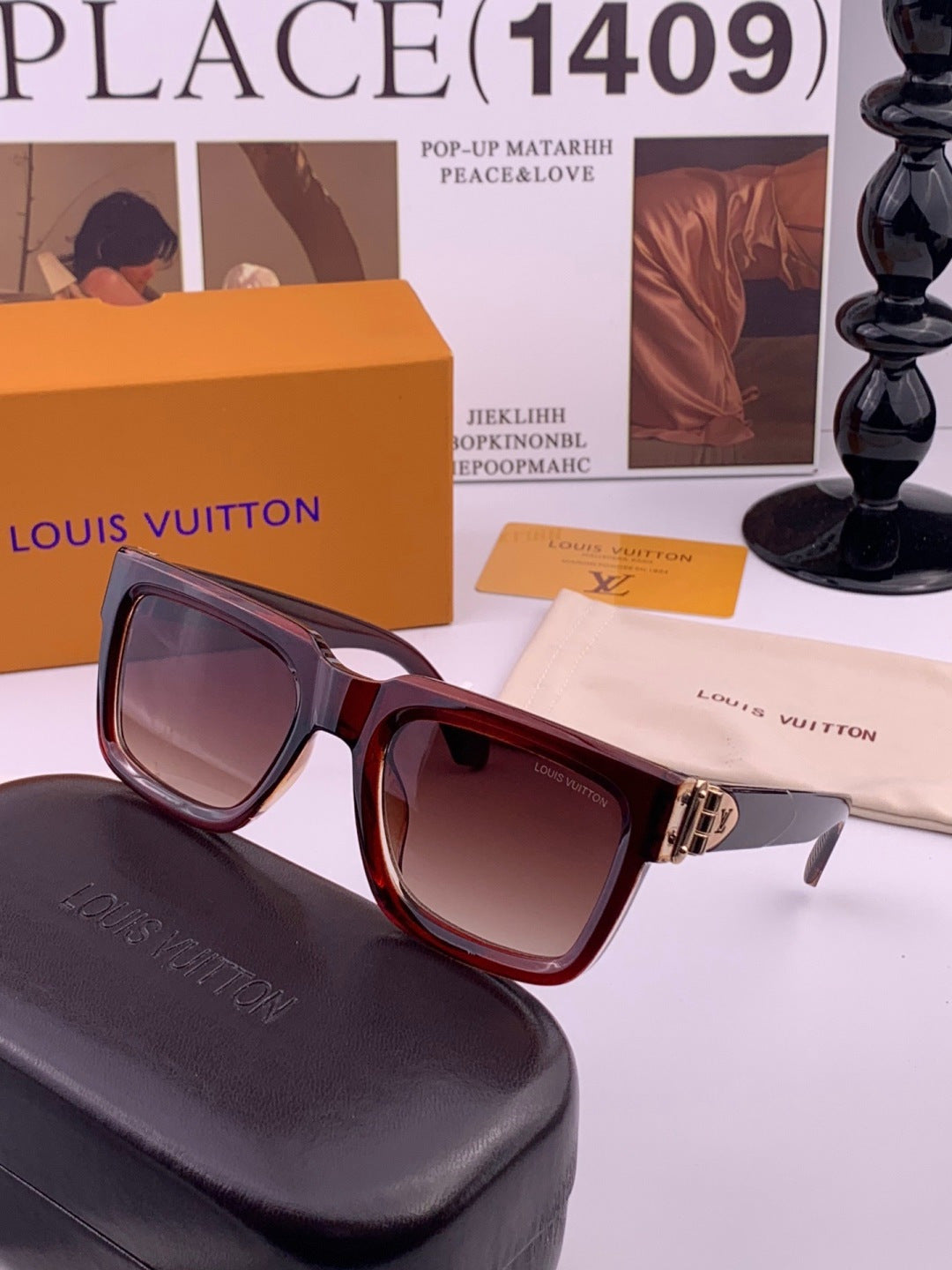 Louis Vuitton L4443 Square Black Lens Sunglasses for Women - 381835 - detail image 3