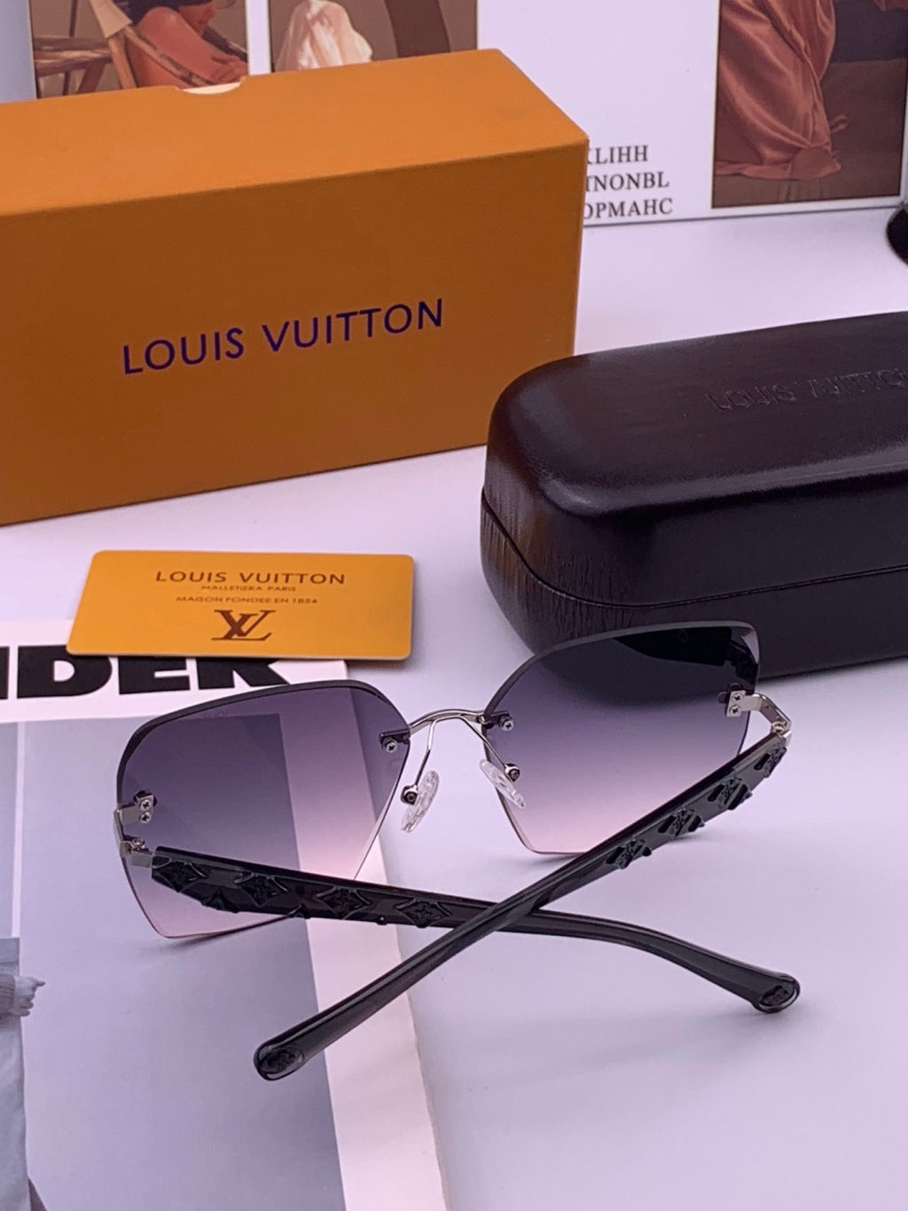 Louis Vuitton L8612 Square Gold Lens Sunglasses for Men & Women - 381825 - detail image 6