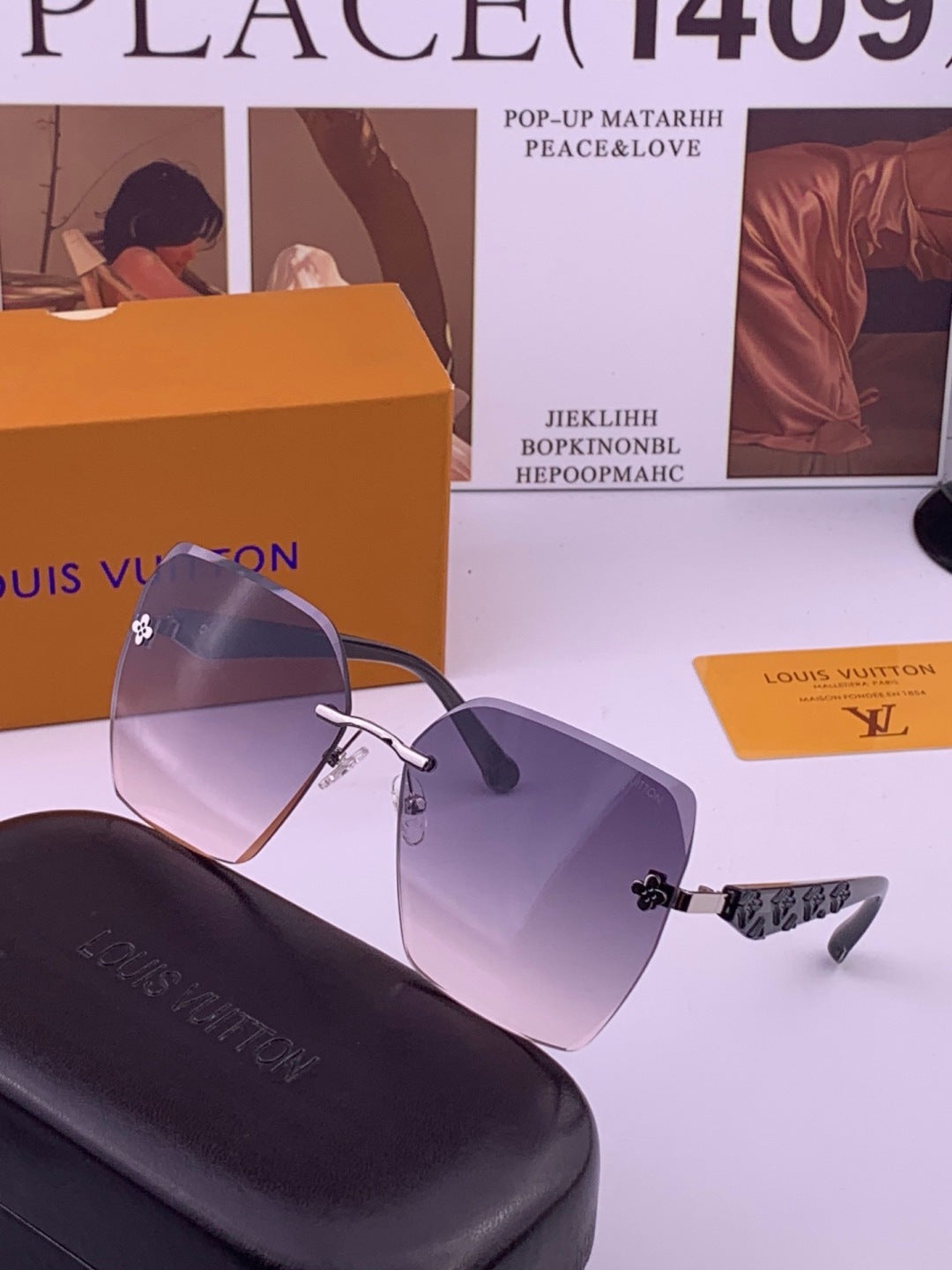Louis Vuitton L8612 Square Gold Lens Sunglasses for Men & Women - 381825 - detail image 2