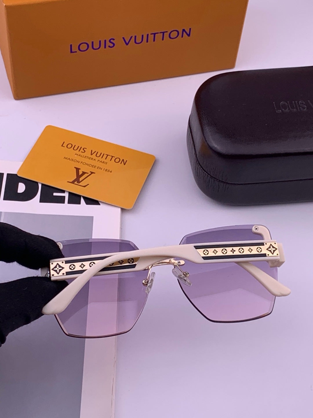 Louis Vuitton L6519 Polarized Square Brown Lens Sunglasses for Men & - 381827 - detail image 5