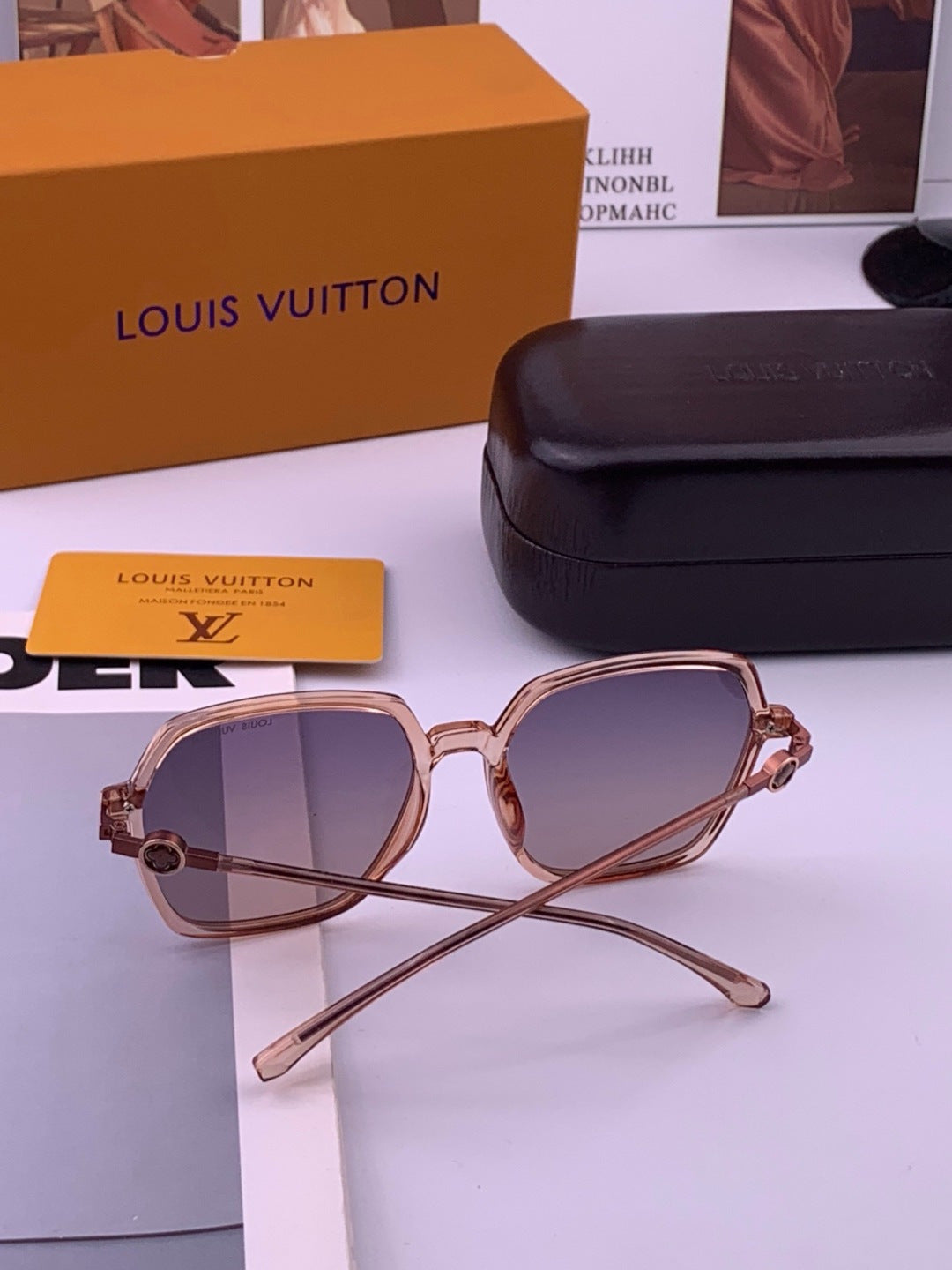 Louis Vuitton Polarized Square Brown Lens Sunglasses for Men & Women - 381829 - detail image 7