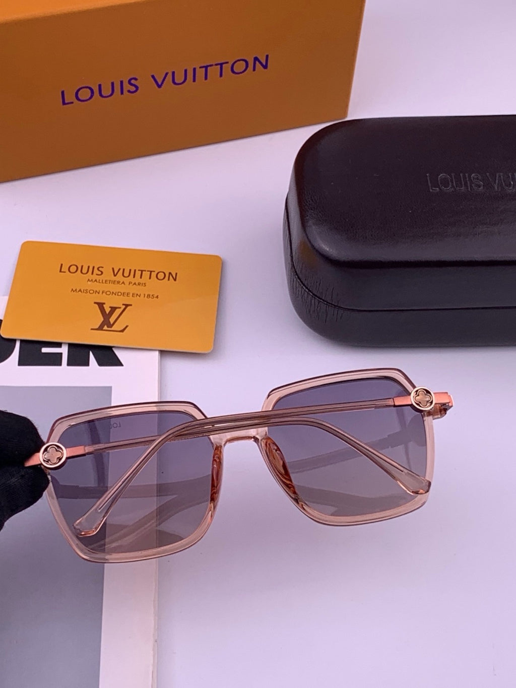 Louis Vuitton Polarized Square Brown Lens Sunglasses for Men & Women - 381829 - detail image 4