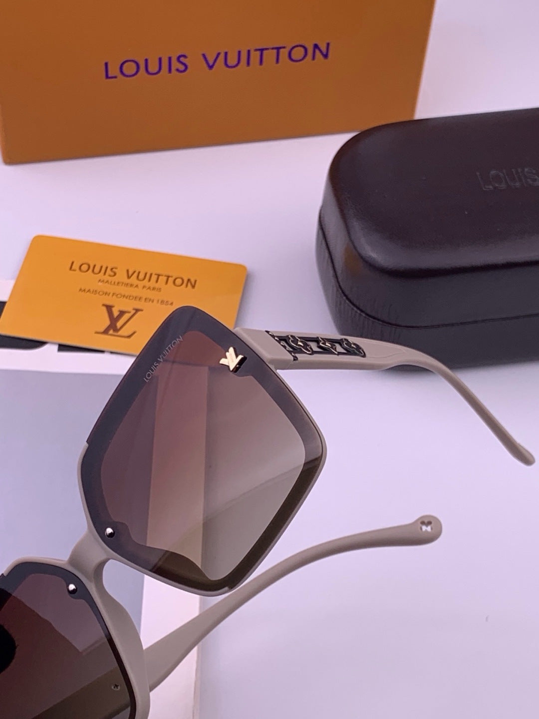 Louis Vuitton L5710 Polarized Square Brown Lens Sunglasses for Men & - 381832 - detail image 3
