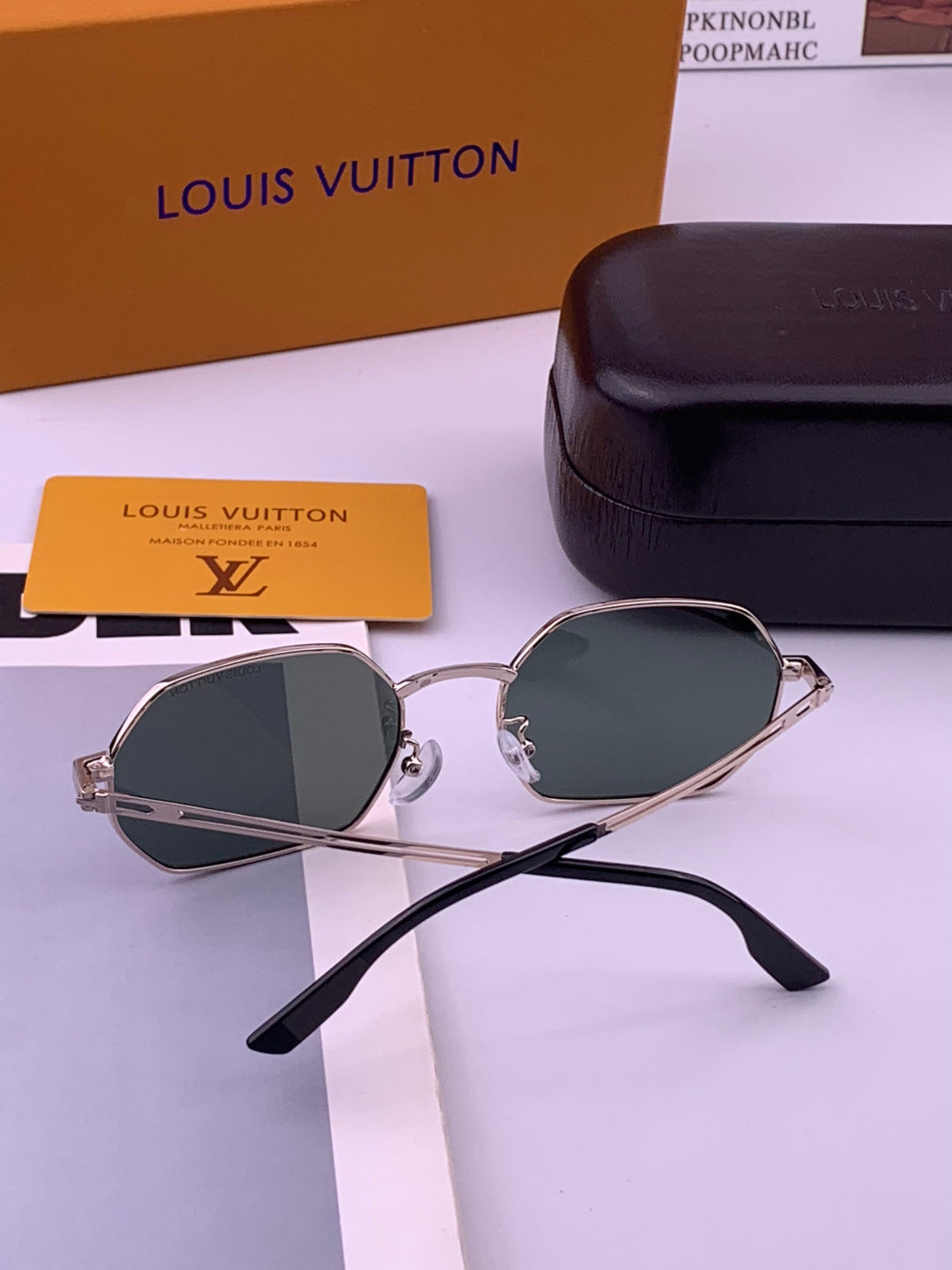 Louis Vuitton L6339 Polarized Aviator Gold Lens Sunglasses for Men & - 381809 - detail image 5