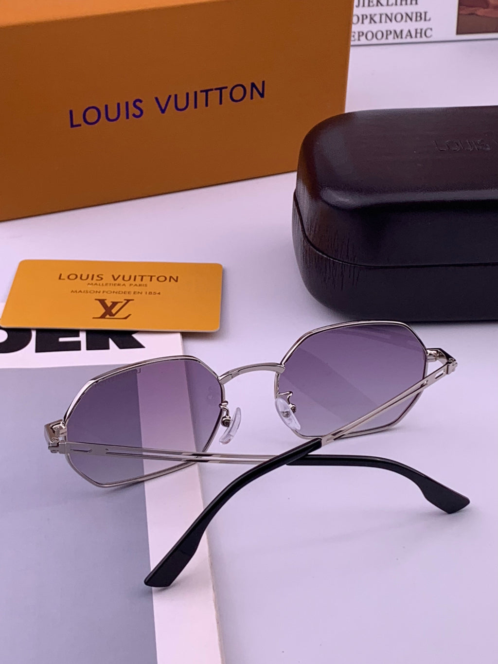Louis Vuitton L6339 Polarized Aviator Black Lens Sunglasses for Men & - 381810 - detail image 5