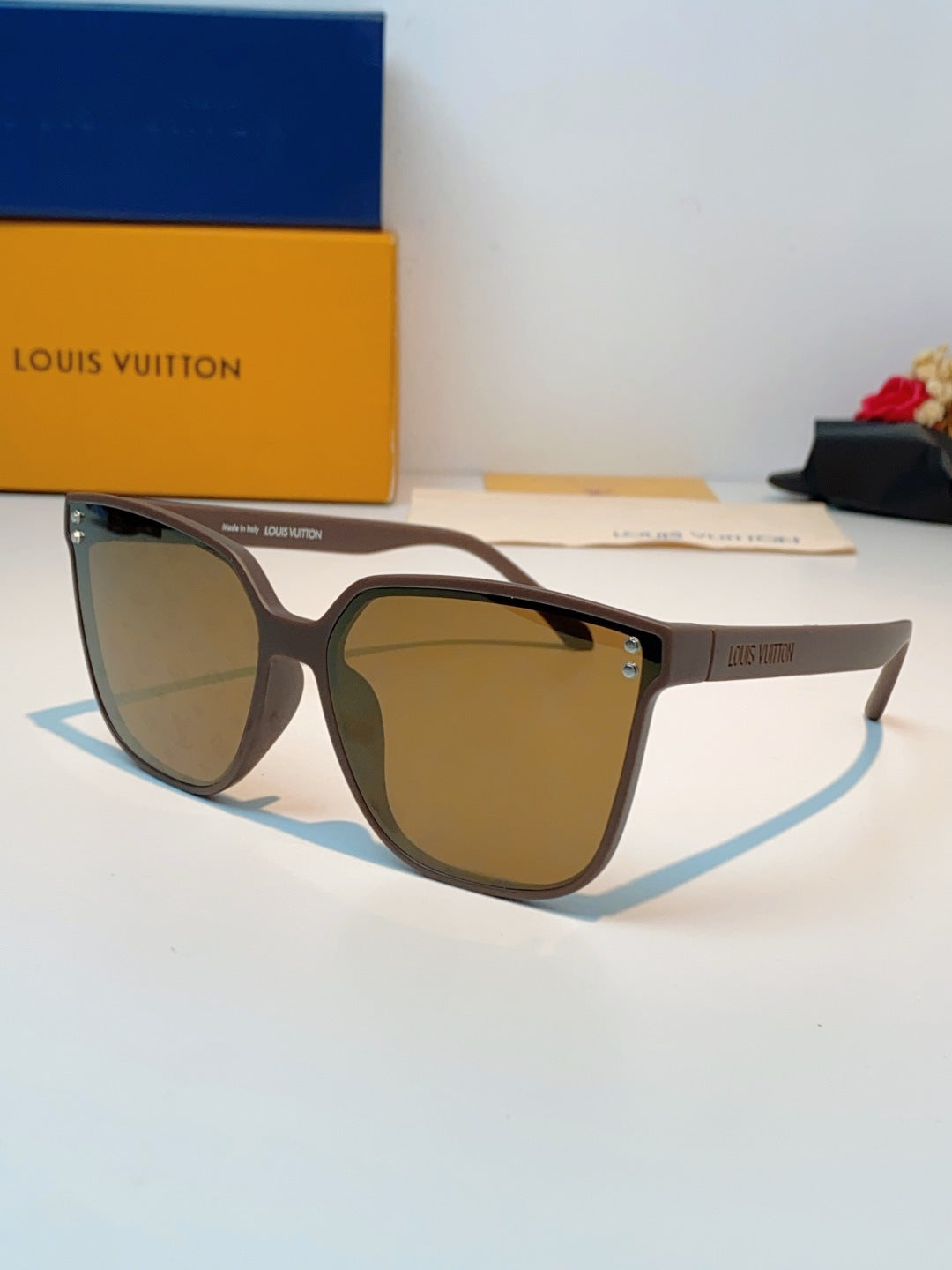 Louis Vuitton Square Brown Lens Sunglasses for Men & Women - 398157 - detail image 2