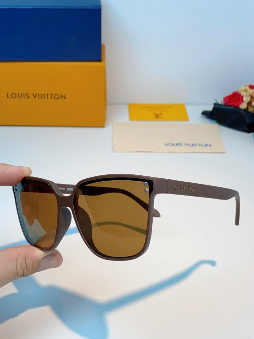 Louis Vuitton Square Brown Lens Sunglasses for Men & Women - 398157 - detail image 7