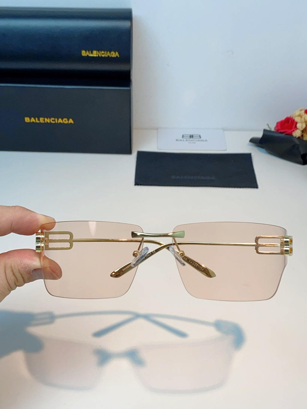 Balenciaga Lightweight Rimless Gold Lens Sunglasses for Men & Women - detail image 4
