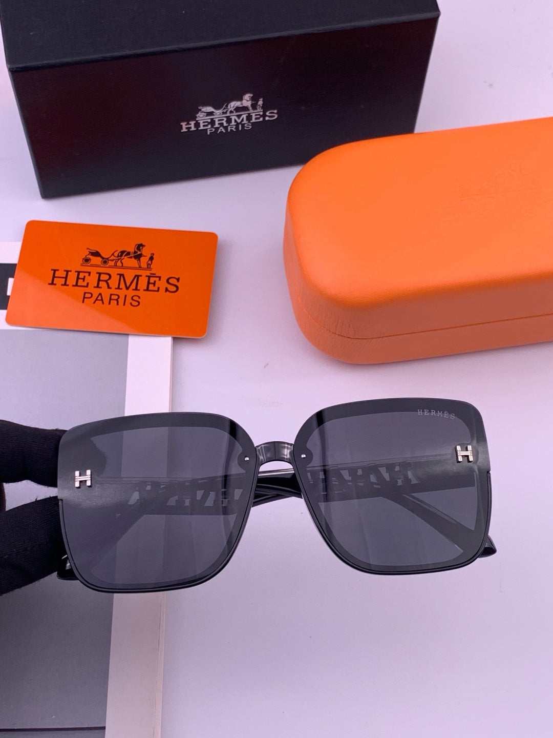Hermès H7993 Square Black Lens Sunglasses for Men & Women - 399425
