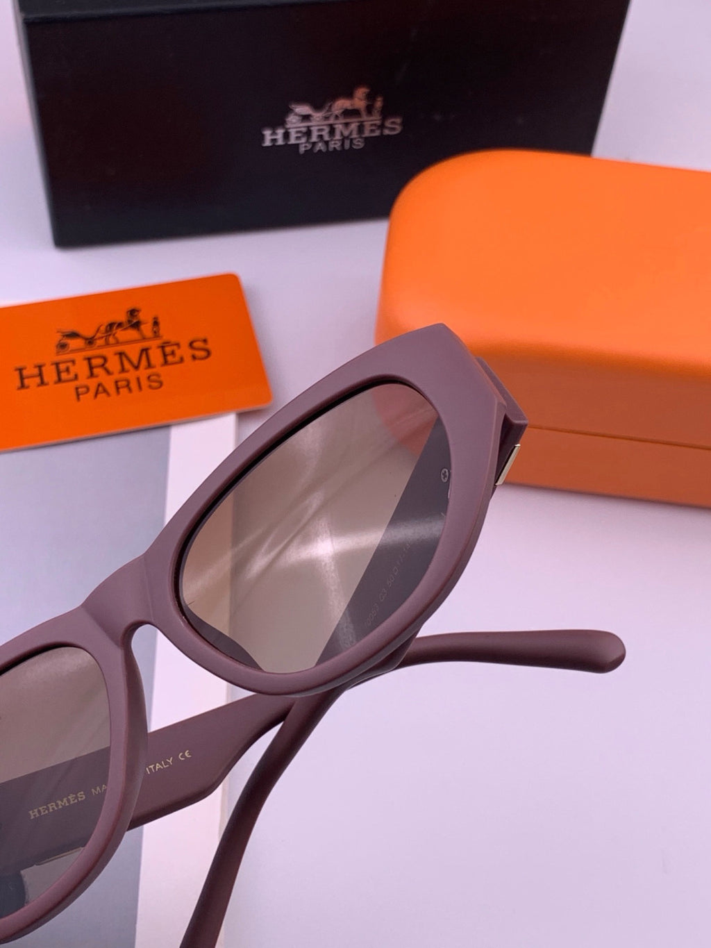 Hermès H37005 Square Red Lens Sunglasses for Men & Women - 399442 - detail image 5
