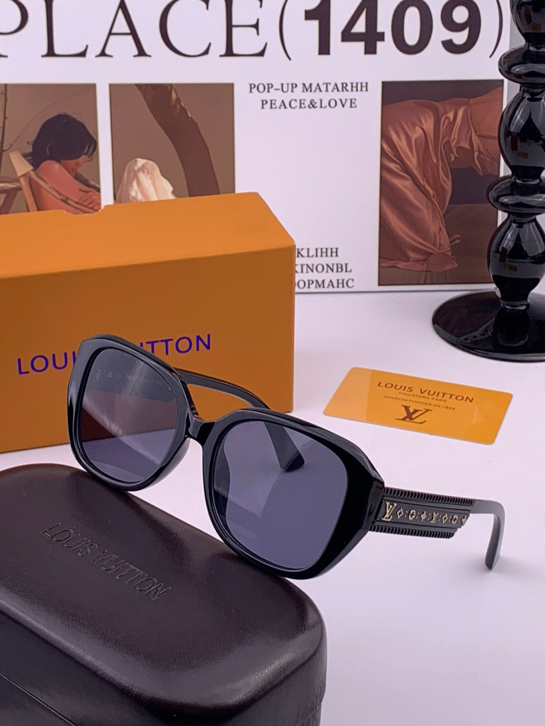 Louis Vuitton L17006 Oversized Black Lens Sunglasses for Men & Women - 398210 - detail image 2