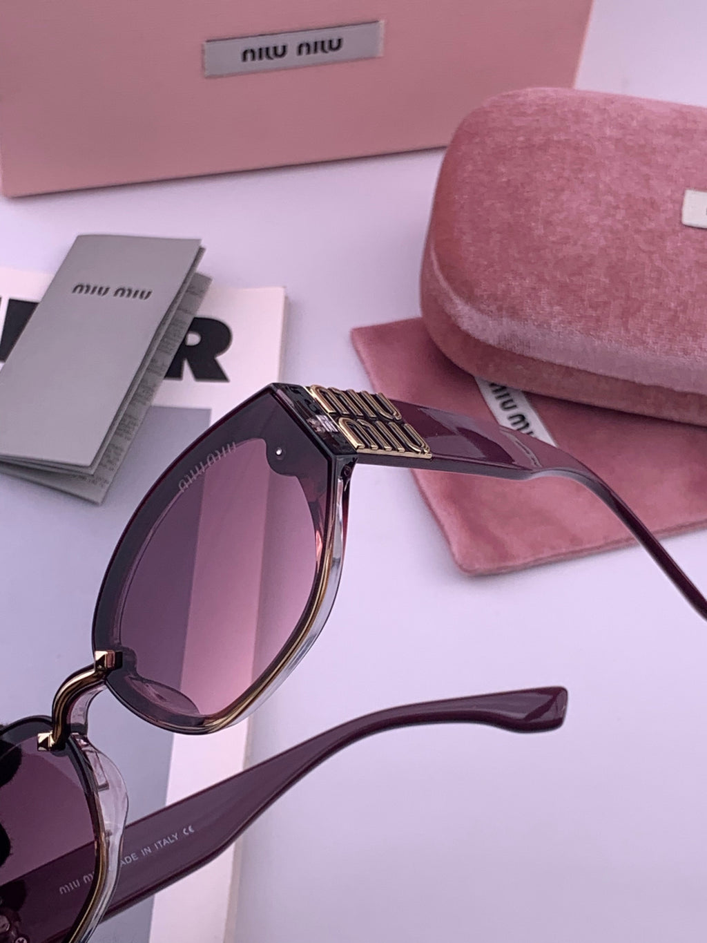 Miu Miu M7350 Fashion Purple Lens Sunglasses for Men & Women - 399188 - detail image 3