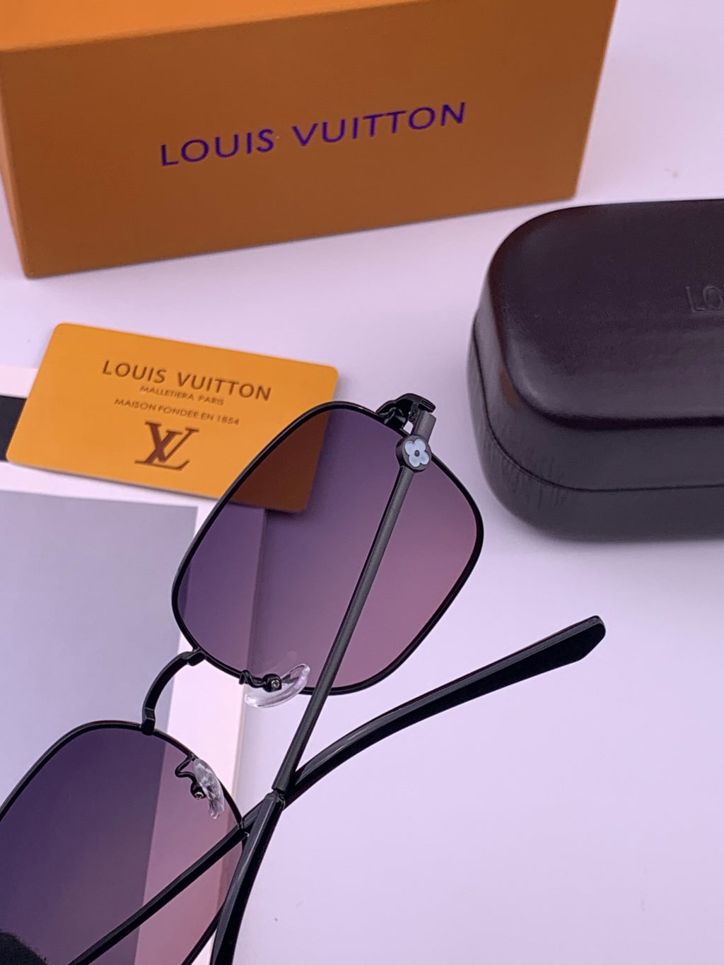 Louis Vuitton 5303 Polarized Aviator Purple Lens Sunglasses for Men & - 398195 - detail image 5