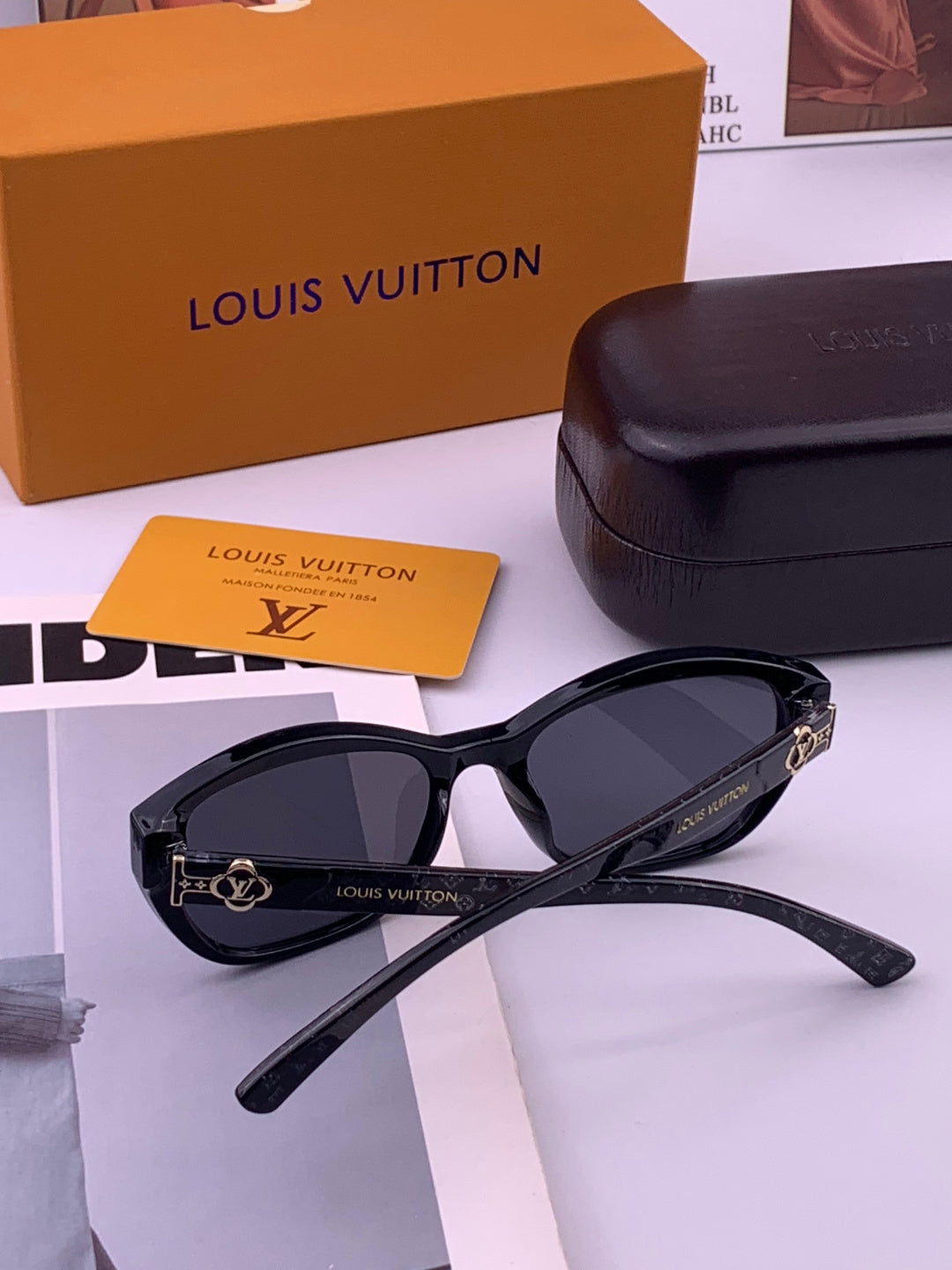 Louis Vuitton L0552 Square Black Lens Sunglasses for Men & Women - detail image 6
