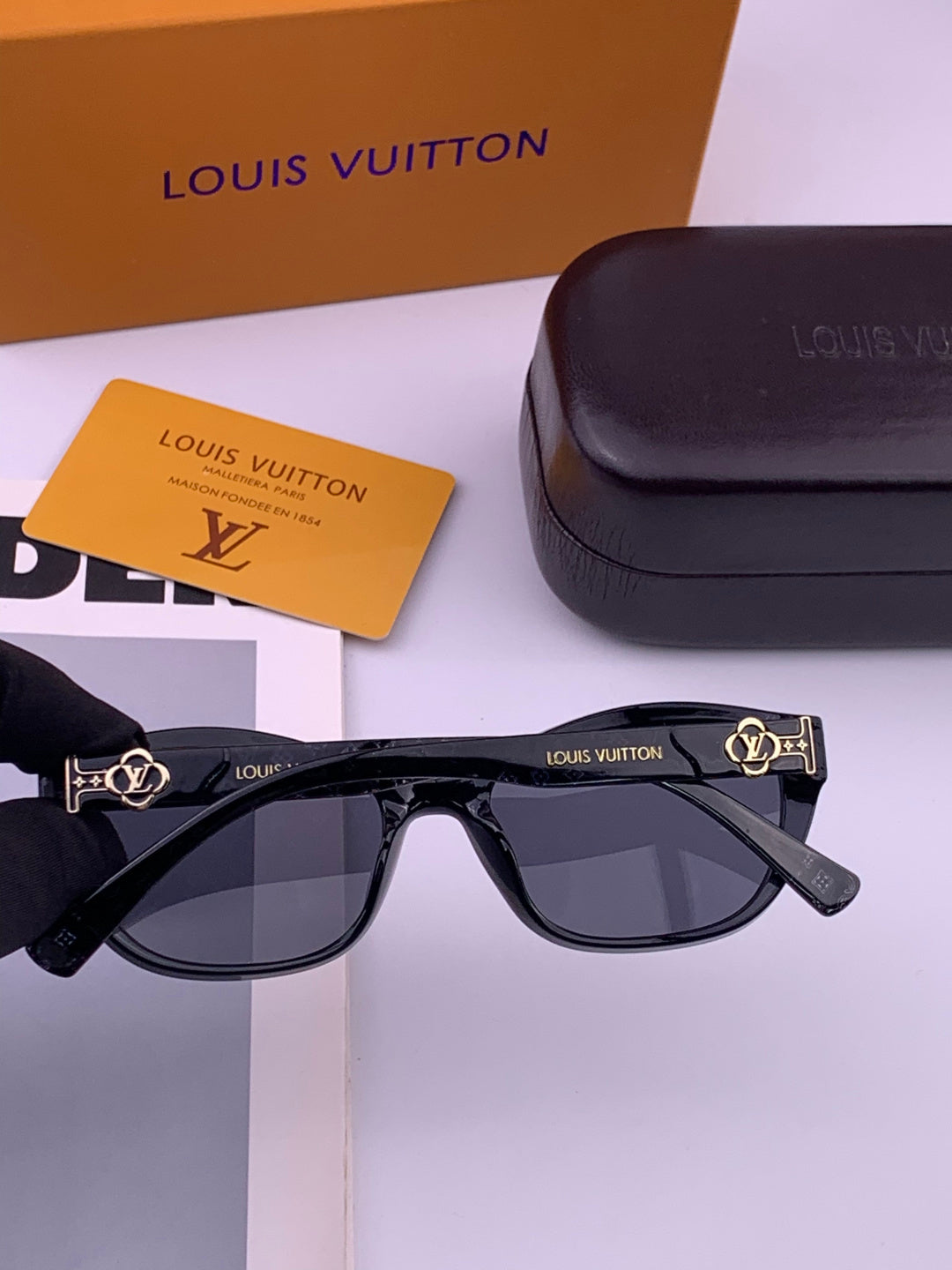Louis Vuitton L0552 Square Black Lens Sunglasses for Men & Women - detail image 7