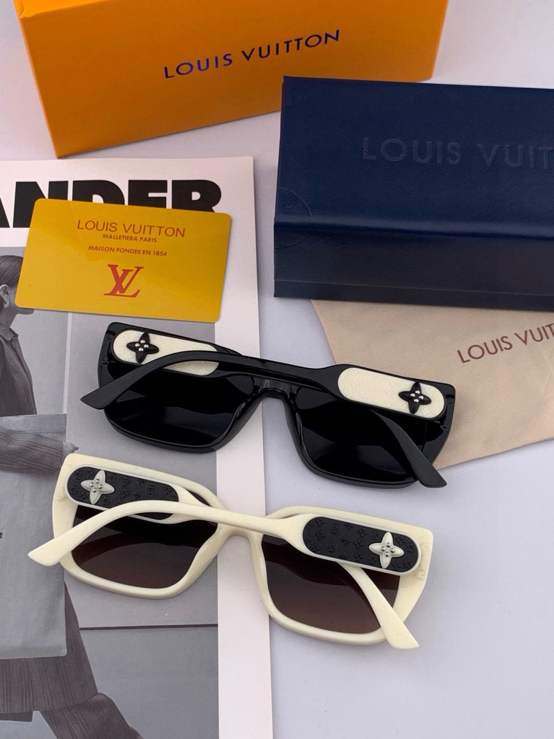 Louis Vuitton L6221 Square Black Lens Sunglasses for Men & Women - 398185 - detail image 6