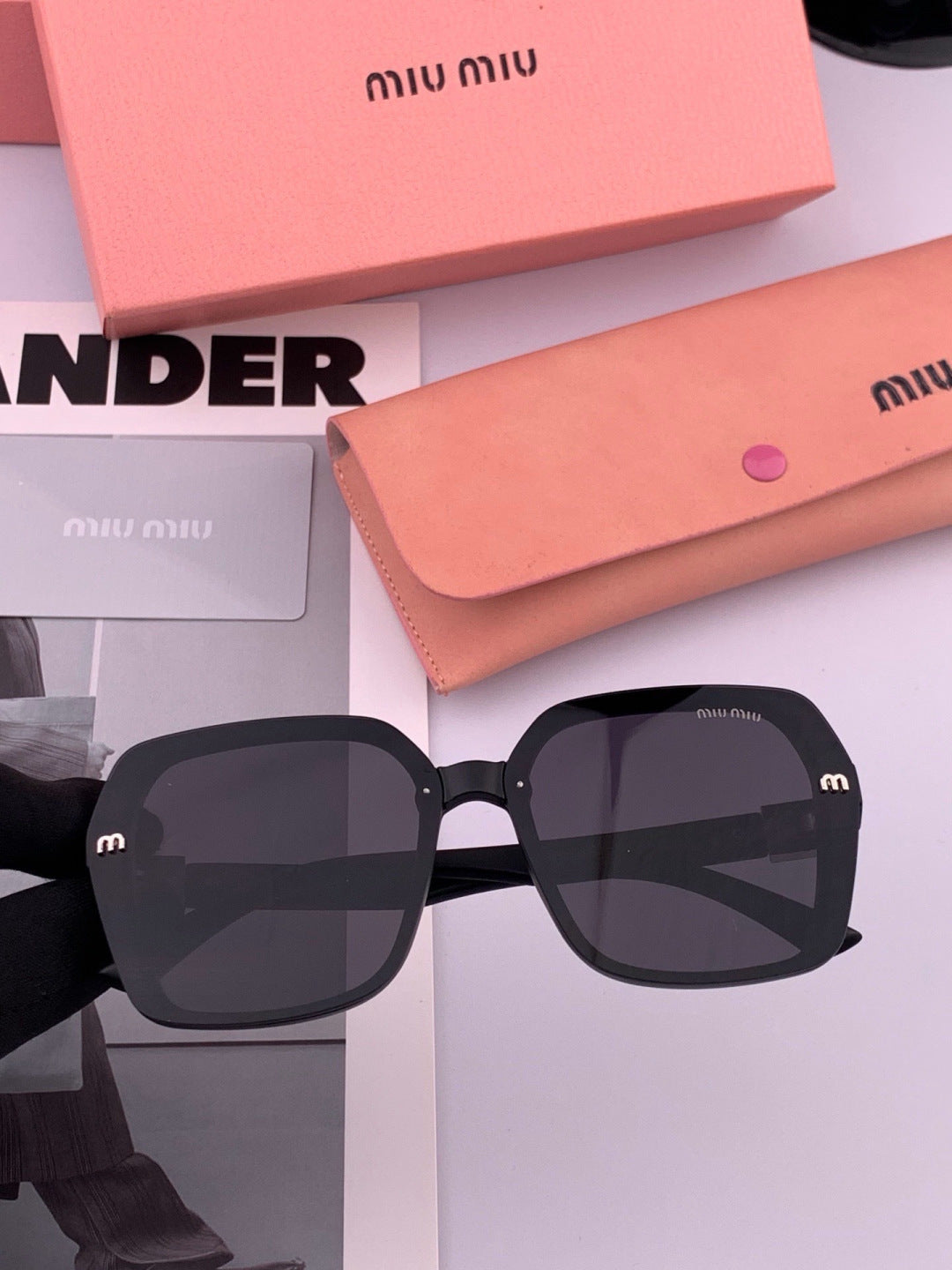 Miu Miu M4304 Fashion Black Lens Sunglasses for Men & Women - 399186 - detail image 2