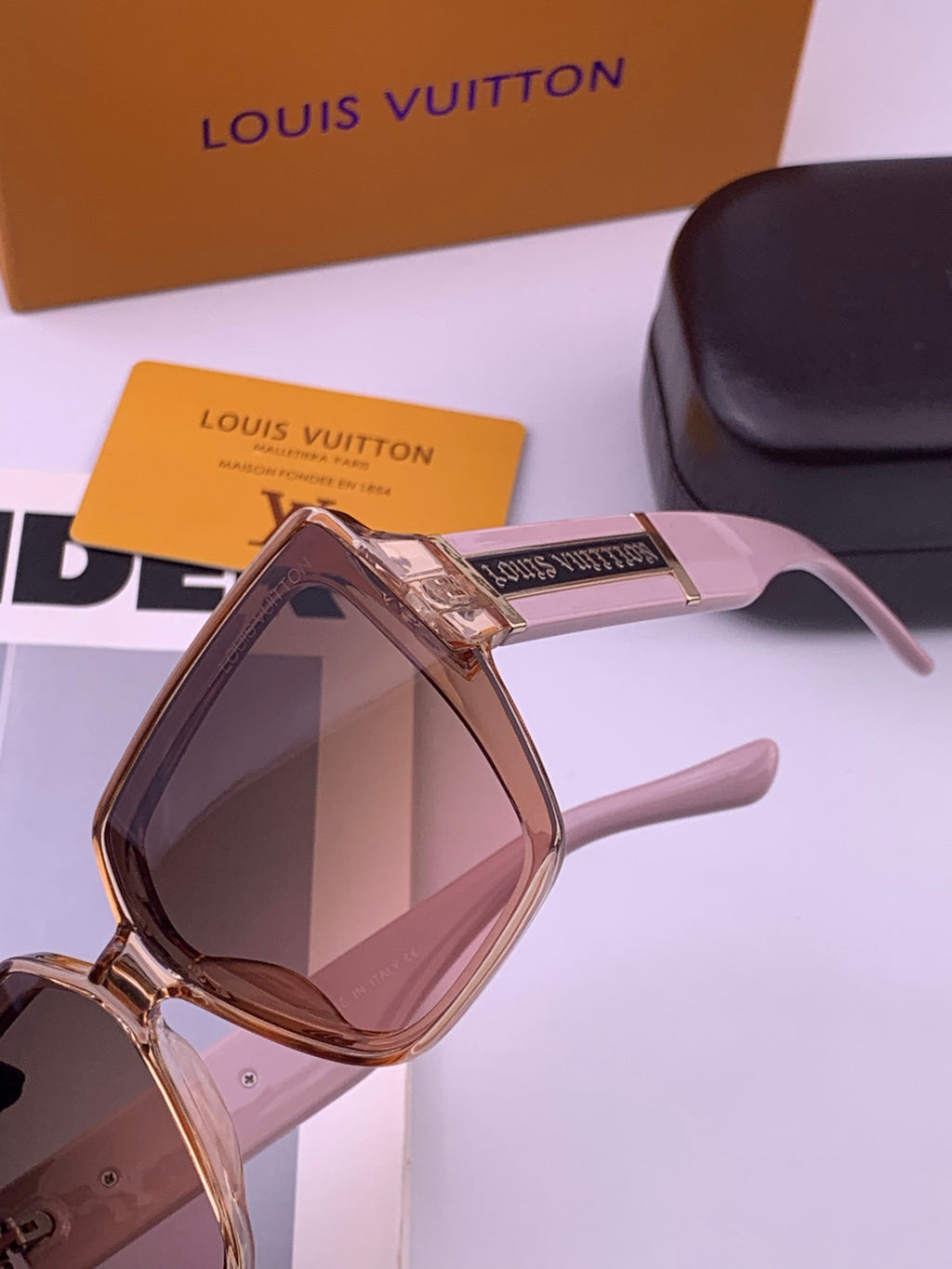Louis Vuitton L4231 Square Brown Lens Sunglasses for Men & Women - 398123 - detail image 3