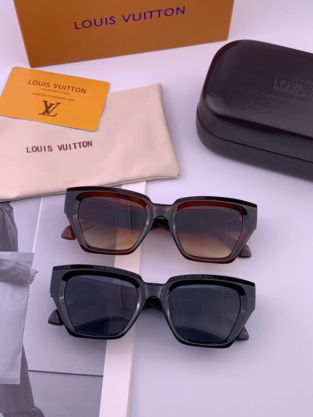 Louis Vuitton L26900 Square Black Lens Sunglasses for Women - 398110 - detail image 7